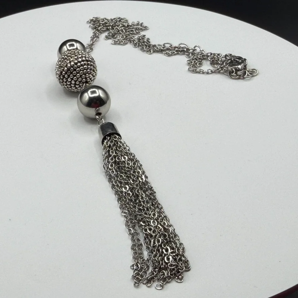 N/A silver tone
